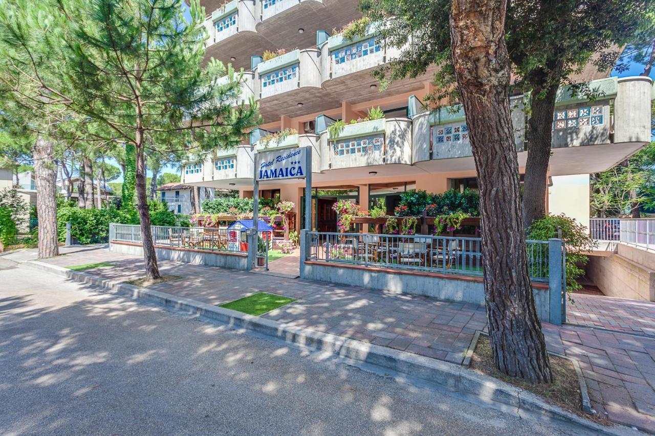 Hotel Residence Jamaica Milano Marittima Exterior foto